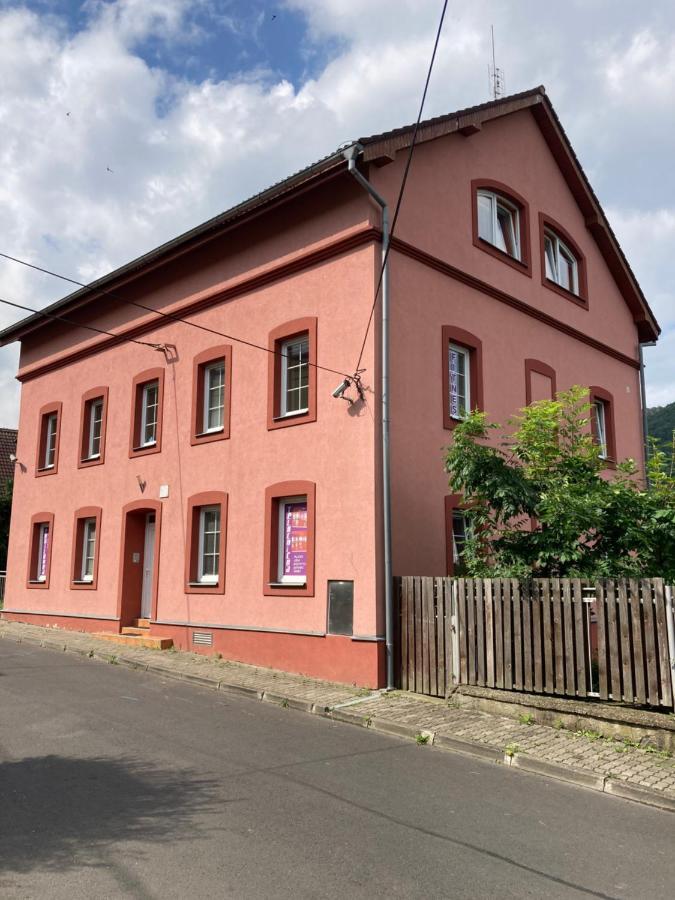 B&B Royal Liberty Usti nad Labem Ngoại thất bức ảnh