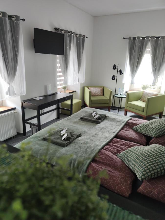 B&B Royal Liberty Usti nad Labem Ngoại thất bức ảnh